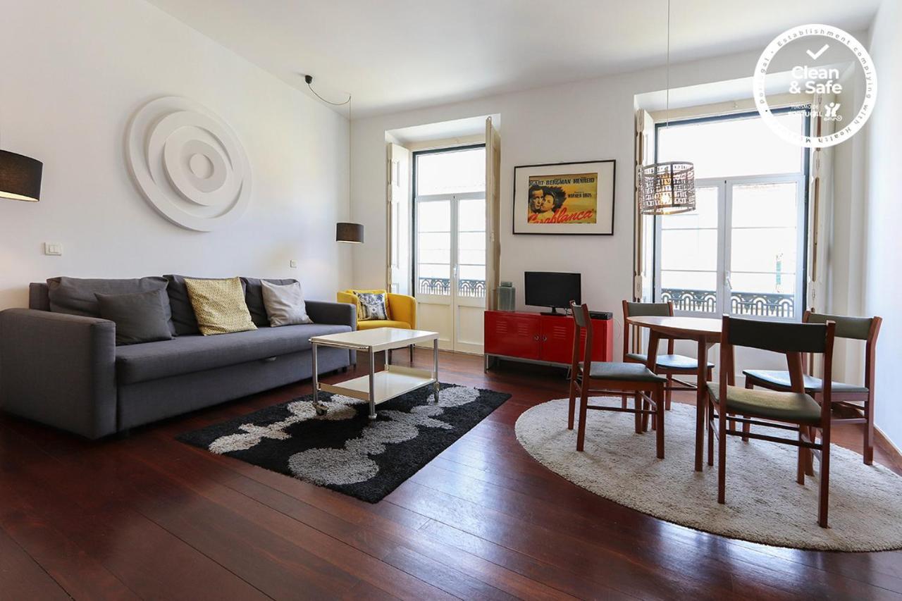 Downtown Delight By Homing Apartamento