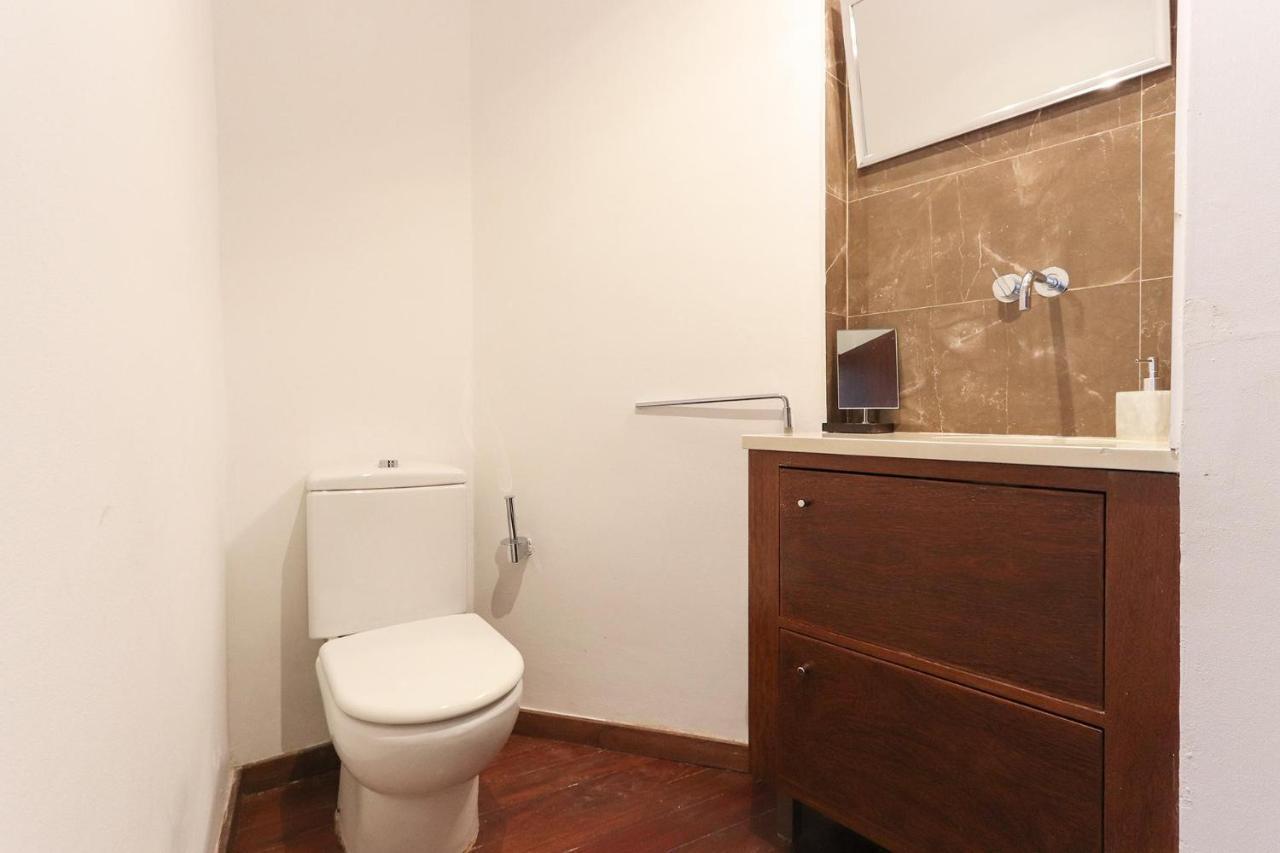 Downtown Delight By Homing Apartamento